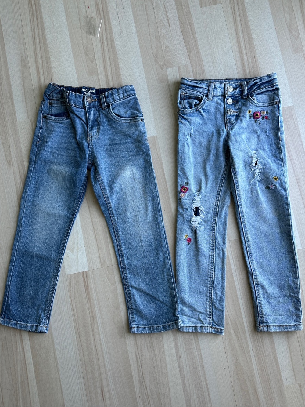 Cat & Jack Girls Size 5 Jeans (2-Pair Bundle)